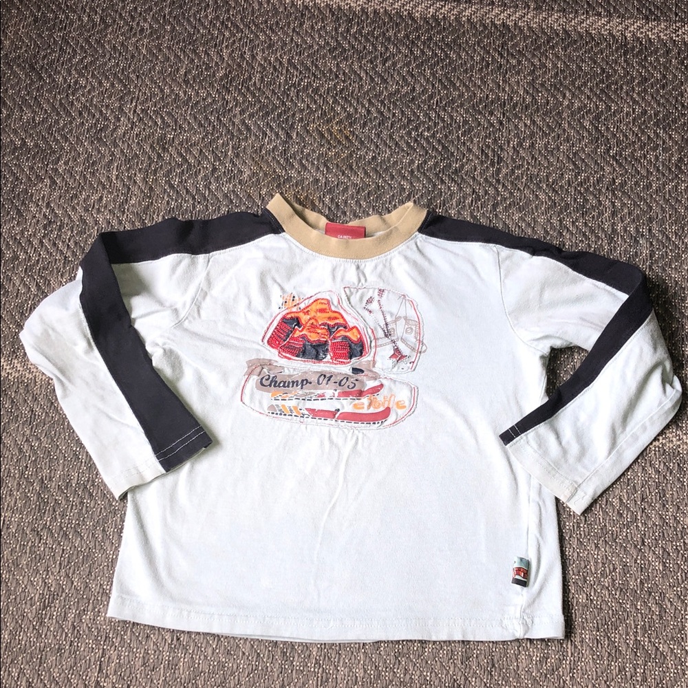 Boys' Champs Graphic Long Sleeve Tee in White with Black Sleeves